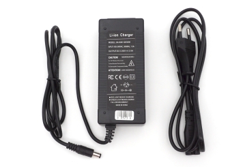 Charger for HU-P1316, 12 V / 4 Ah, TecMaschin